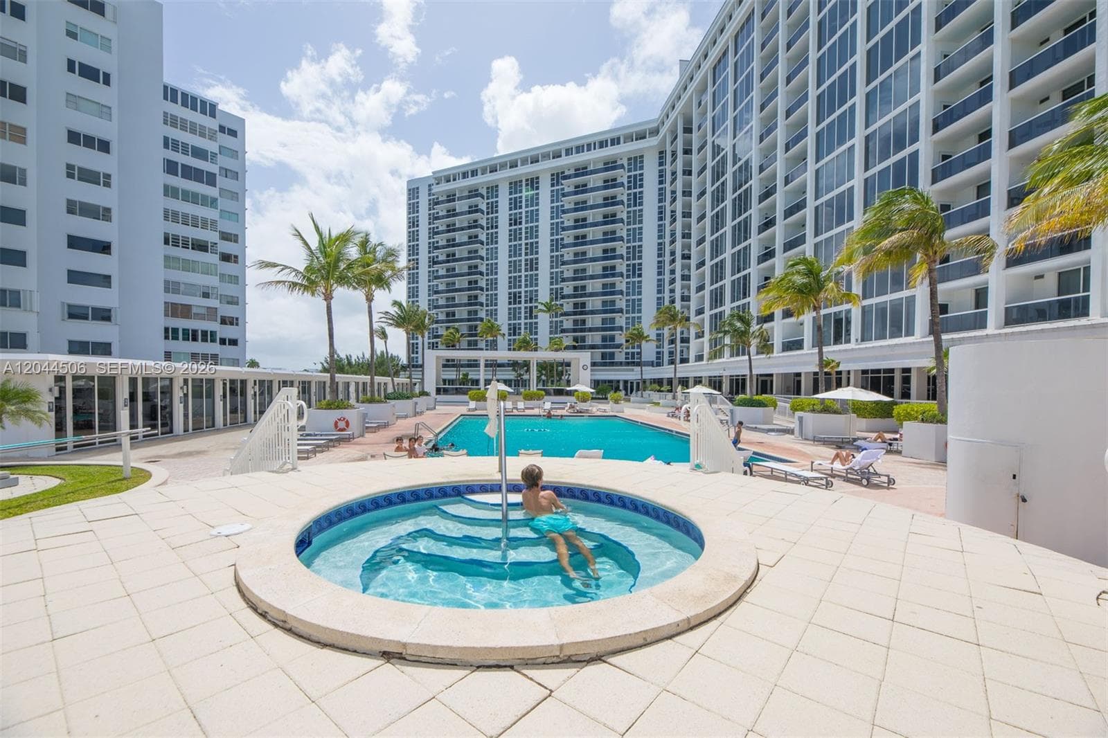 10275 E Collins Ave 502 photo 19