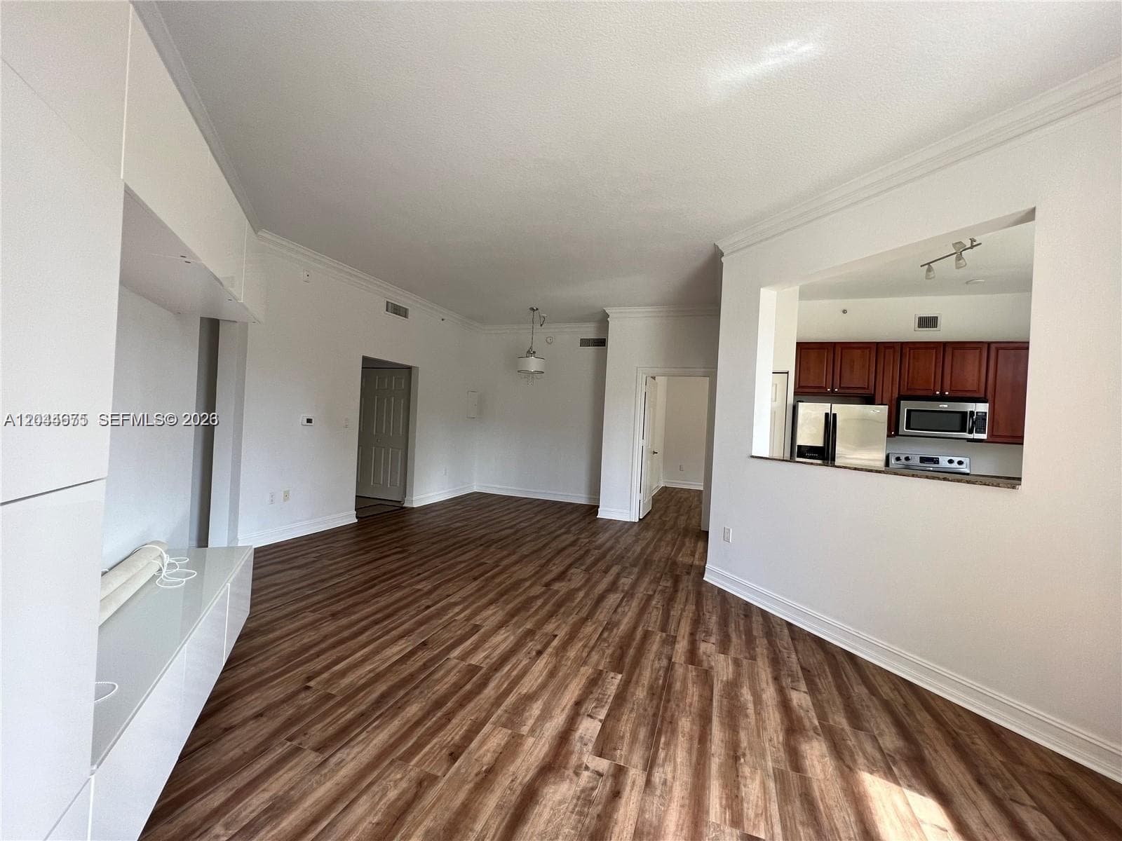 3001 NE 185th St 129 photo 19