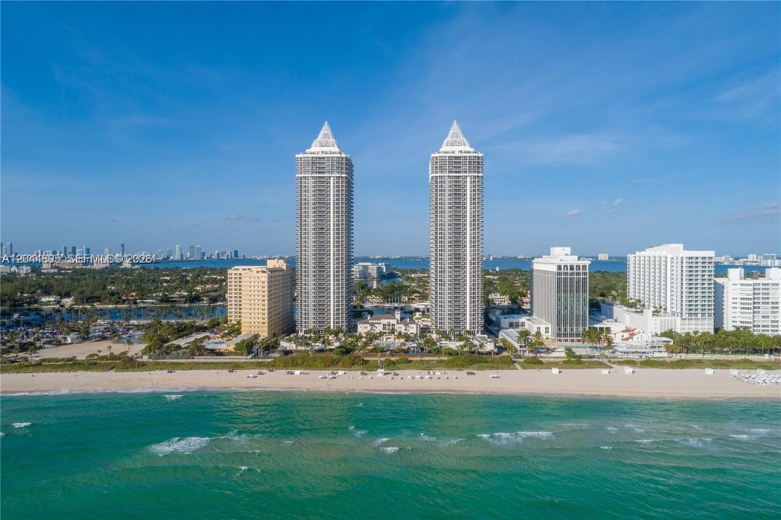 4779 Collins Ave 3102 photo 1