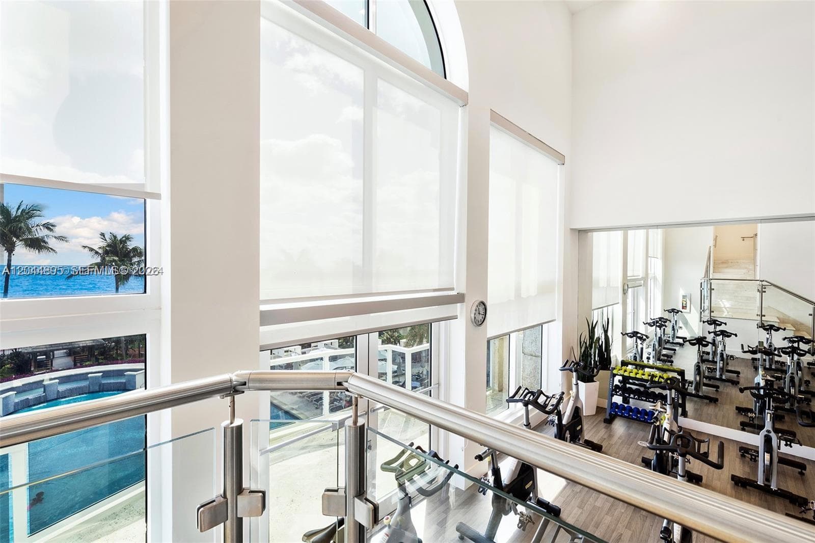 4779 Collins Ave 3102 photo 10