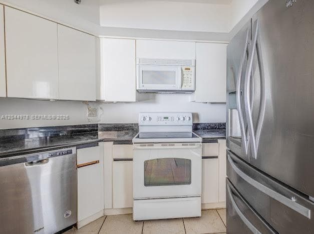 6767 Collins Ave 1608 photo 4