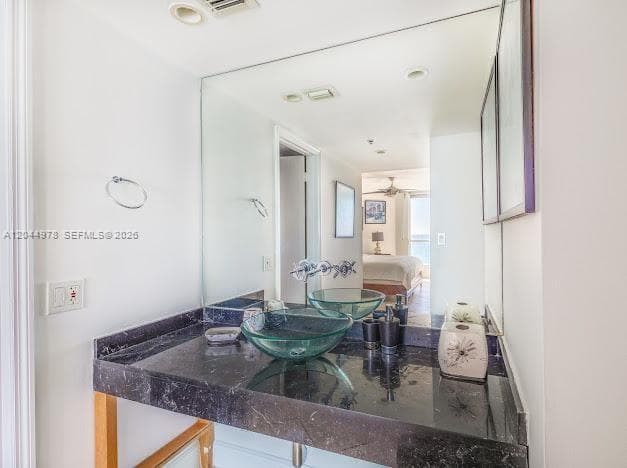 6767 Collins Ave 1608 photo 8