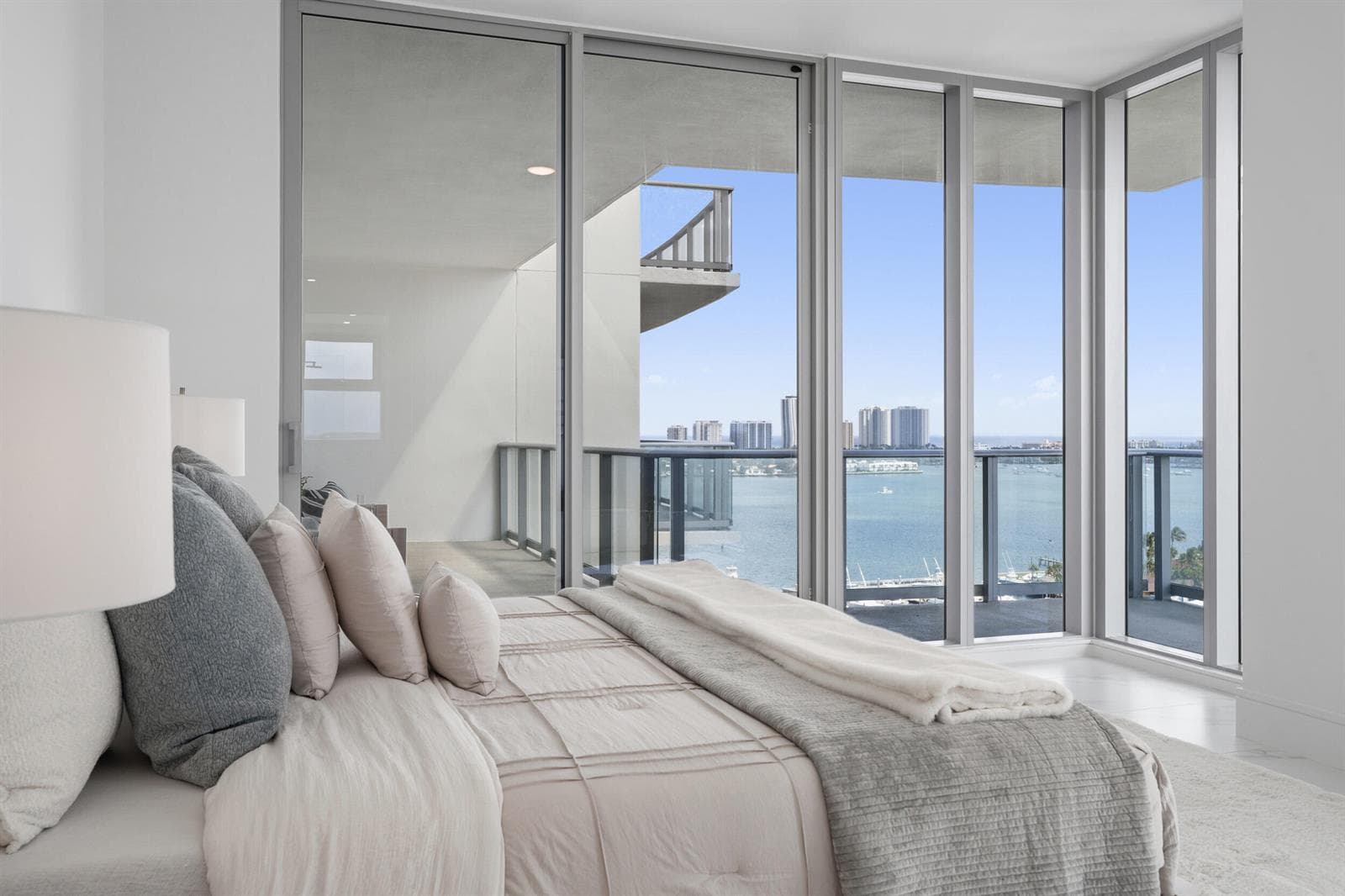 220 Lake Shore Drive 1523 photo 12