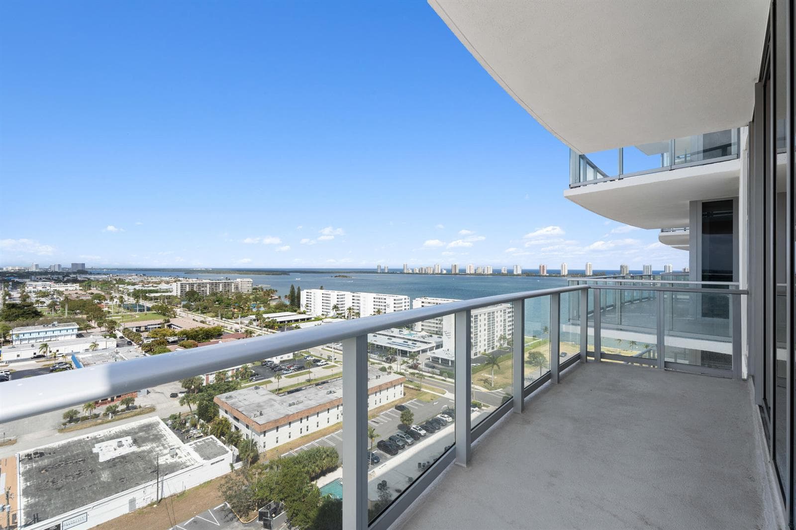 220 Lake Shore Drive #1523 3