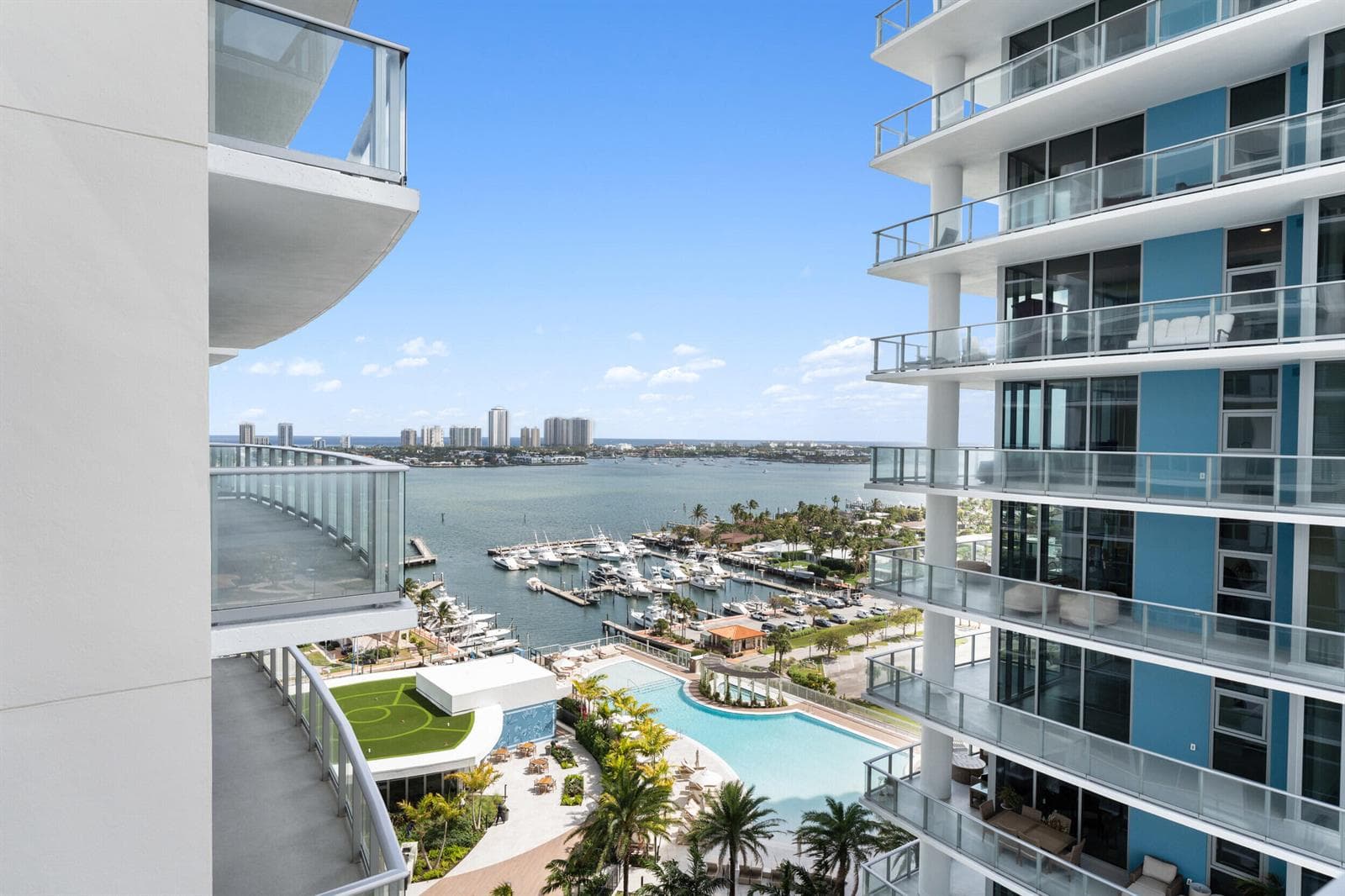 220 Lake Shore Drive #1523 1