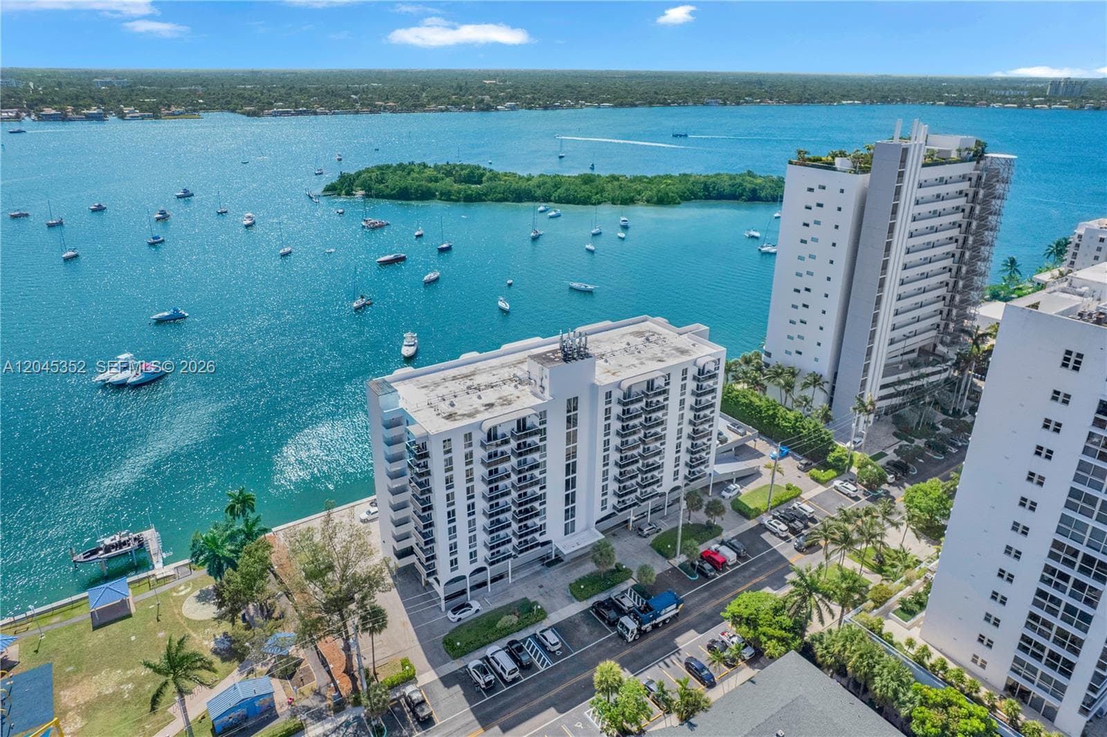 7928 West Dr #606 1