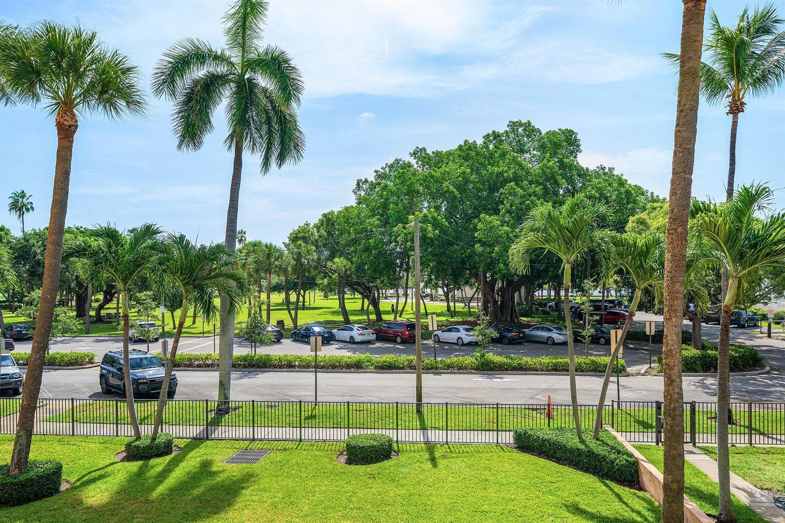15 S Golfview Road 206 photo 11