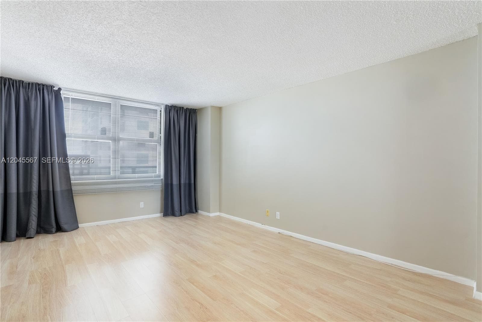 2301 S Ocean Dr 1006 photo 8