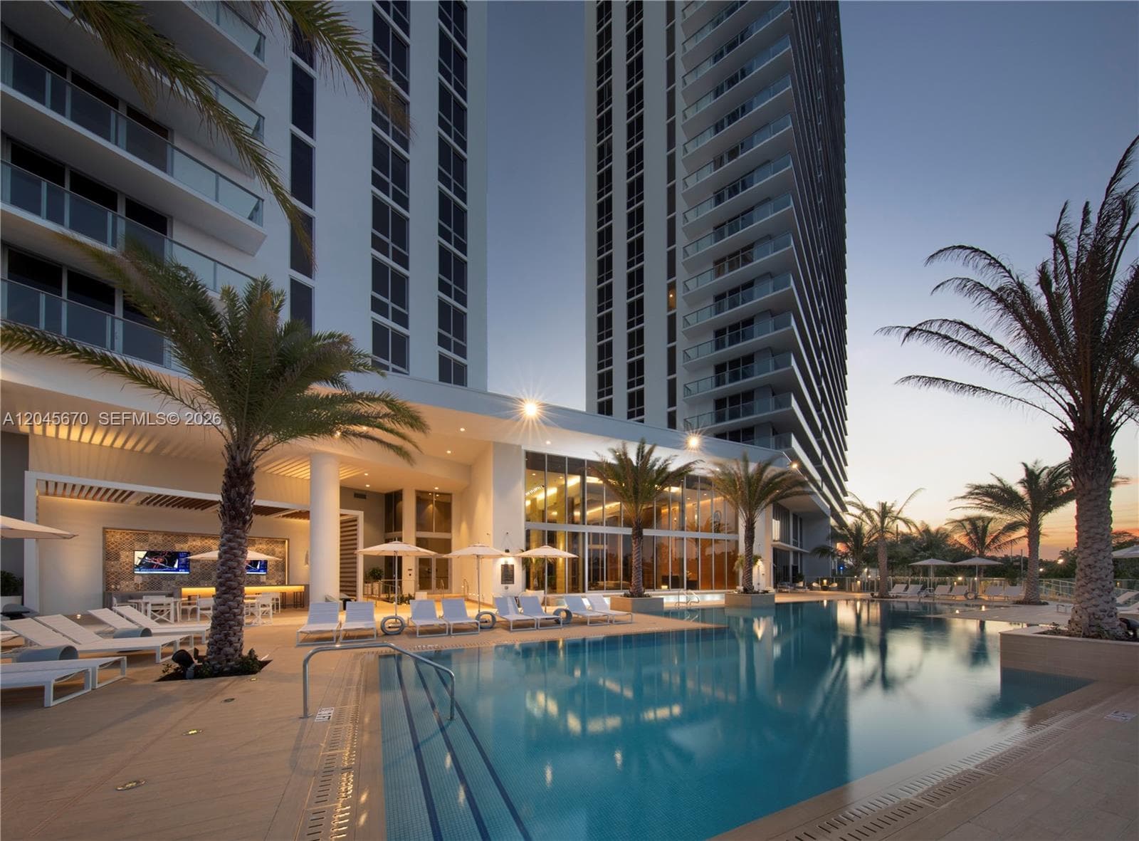 16385 Biscayne Blvd 2601 photo 6