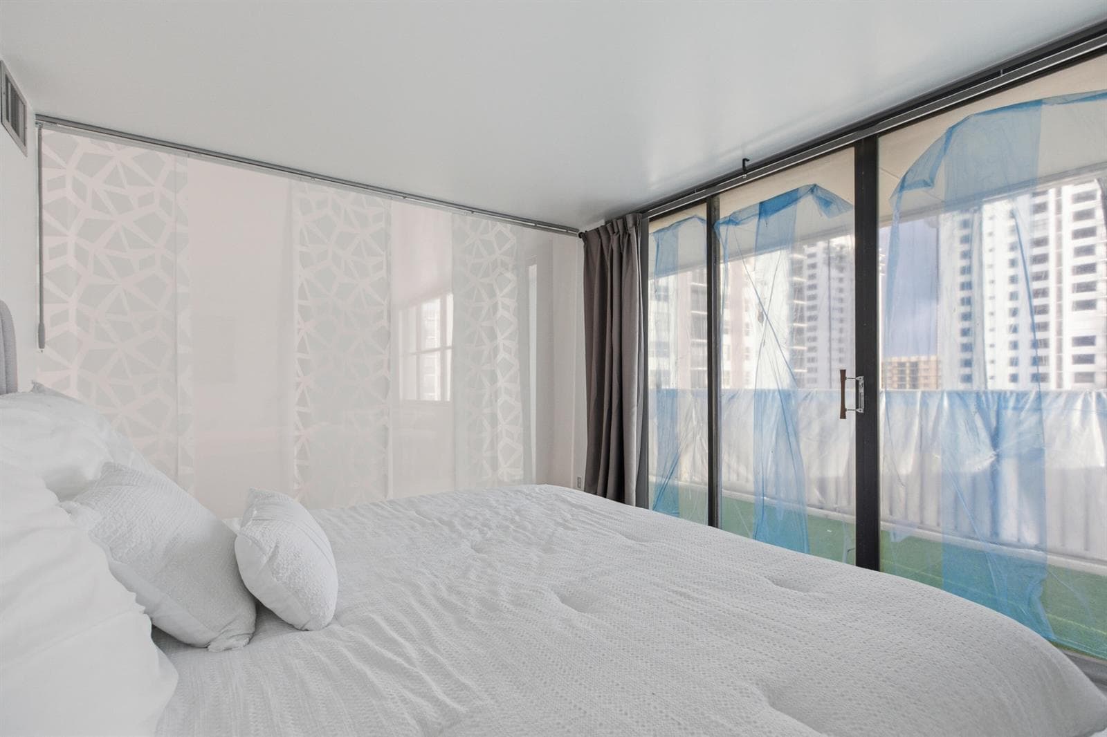 2101 S Ocean Drive 1507 photo 13