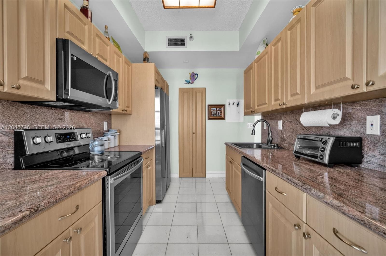 19101 Mystic Pointe Dr PH6 photo 18