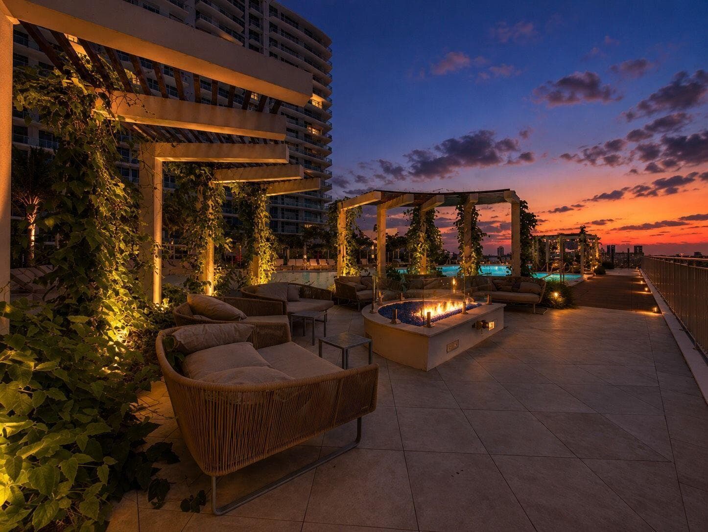 220 Lake Shore Drive #621 1