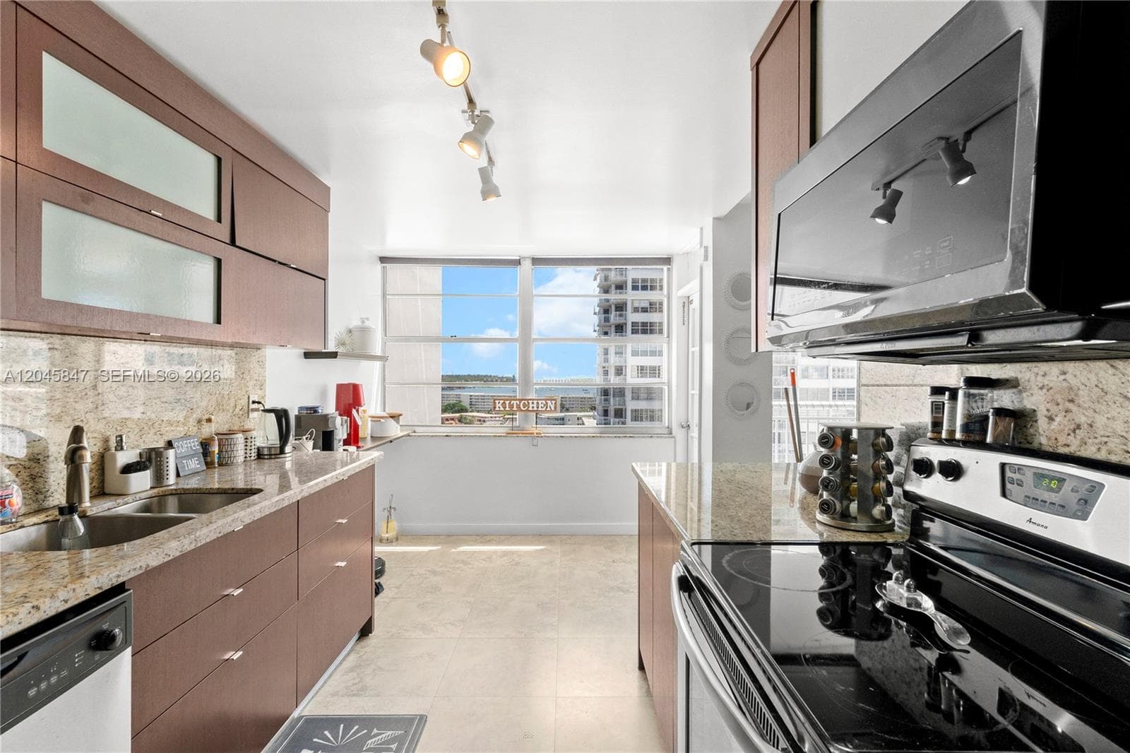 18071 Biscayne Blvd #1404 3
