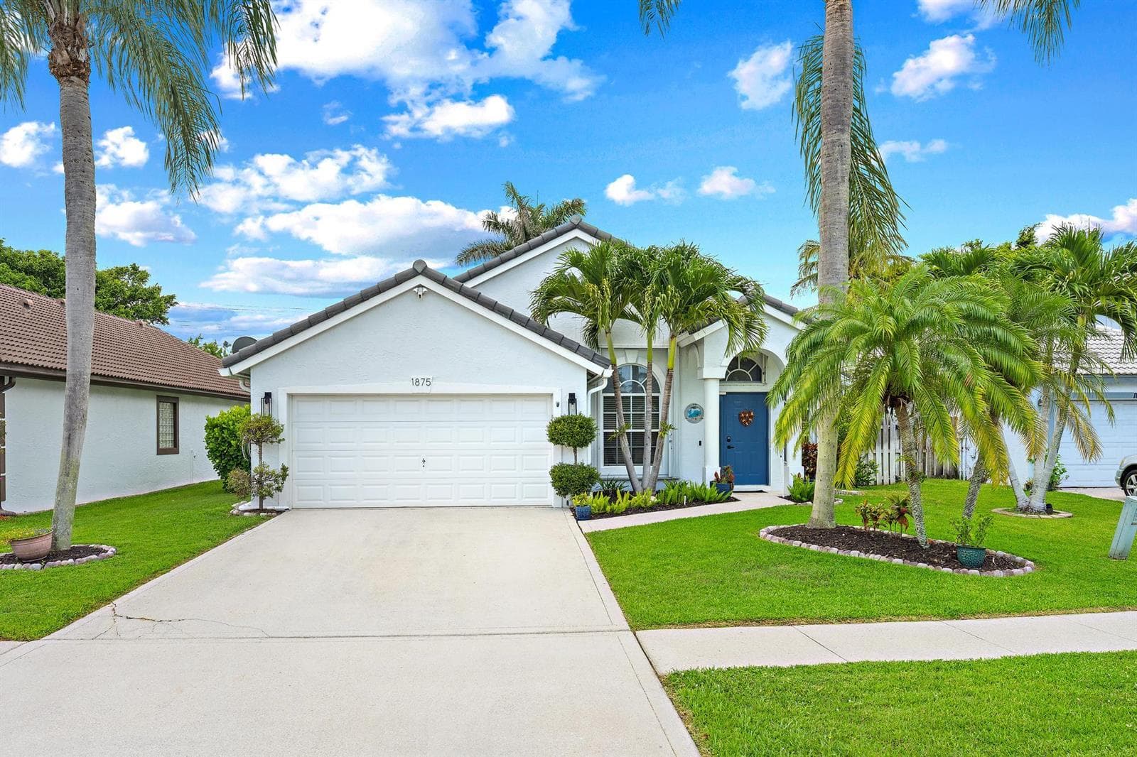 1875 Oak Berry Circle photo 1