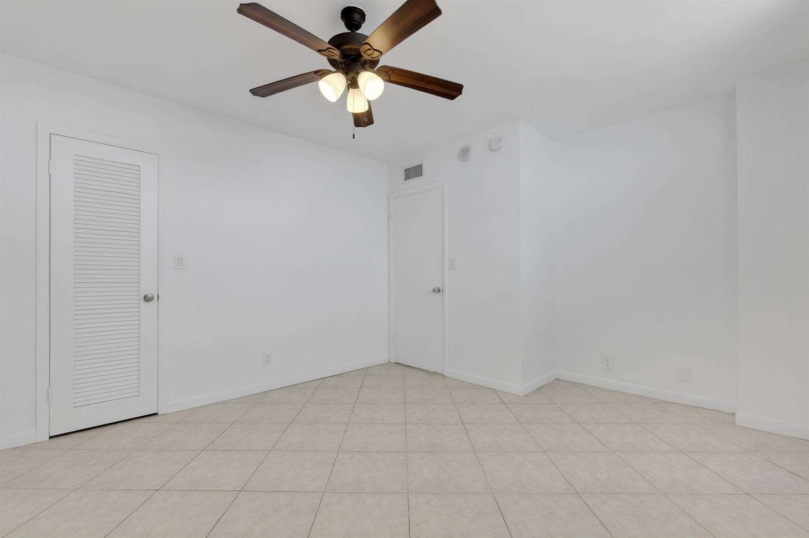 750 N Ocean Boulevard 1904 photo 25