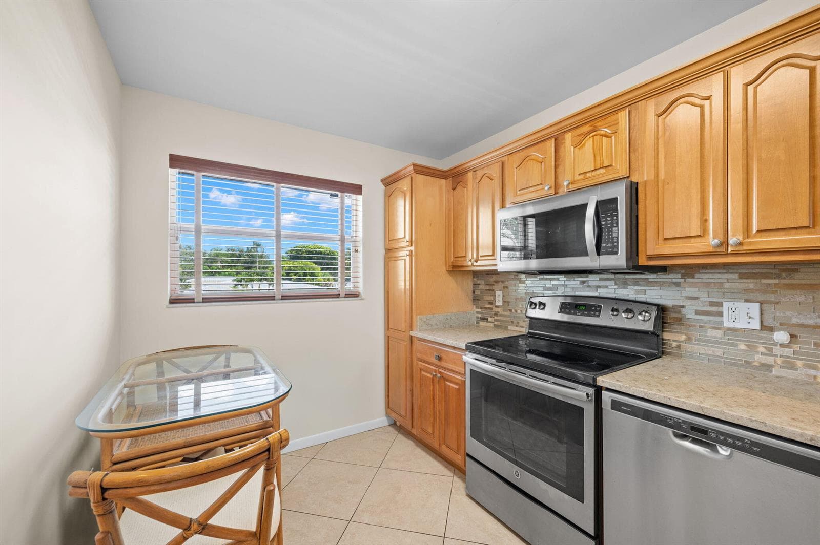1153 Bayshore Drive #205 5