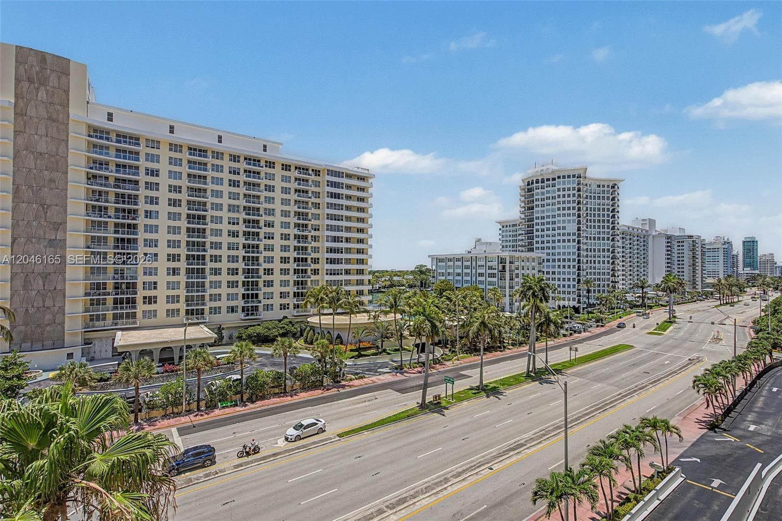 5555 Collins Ave 7B photo 2