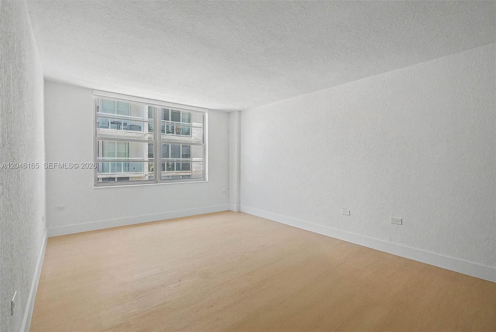 5555 Collins Ave 7B photo 9