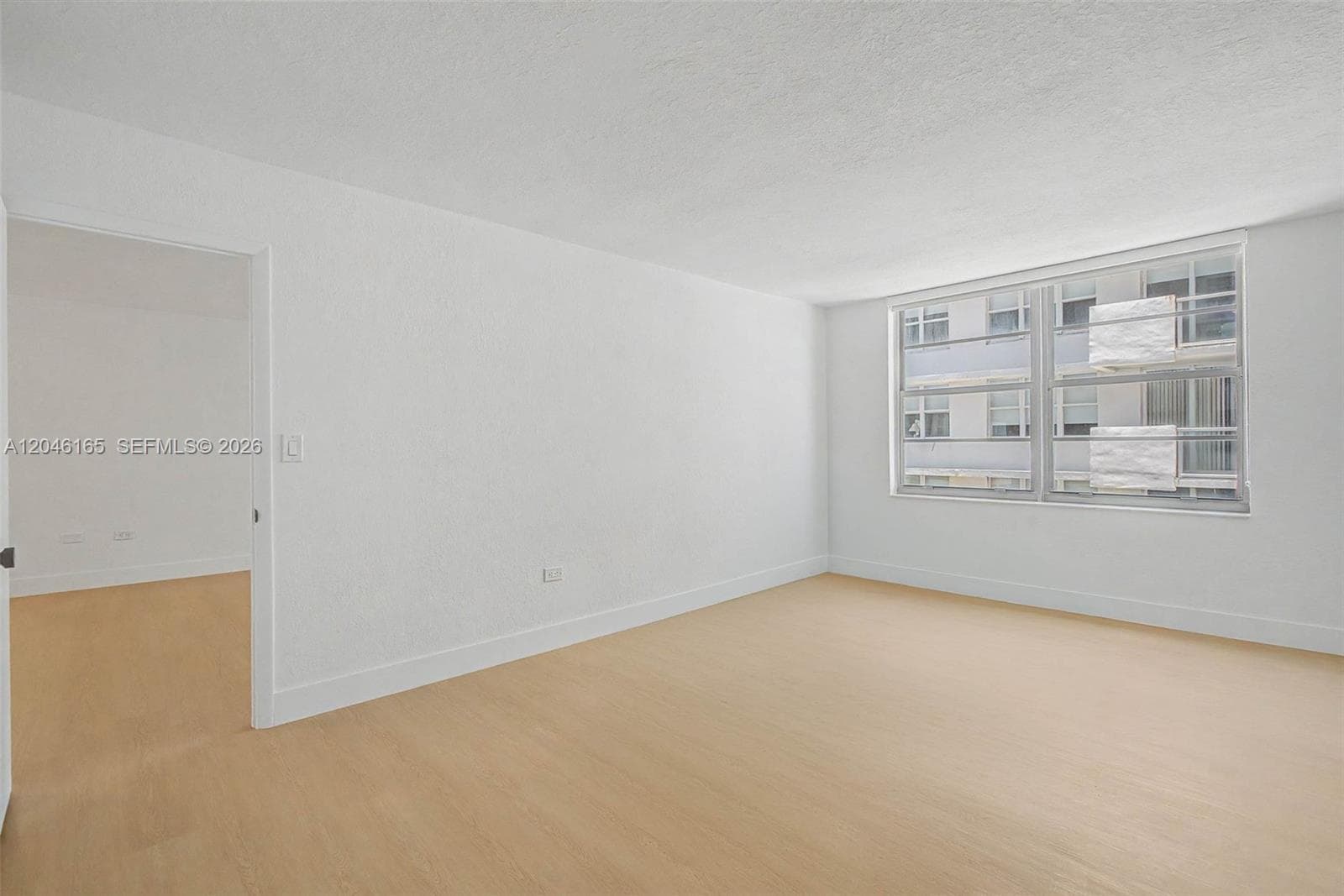 5555 Collins Ave 7B photo 10