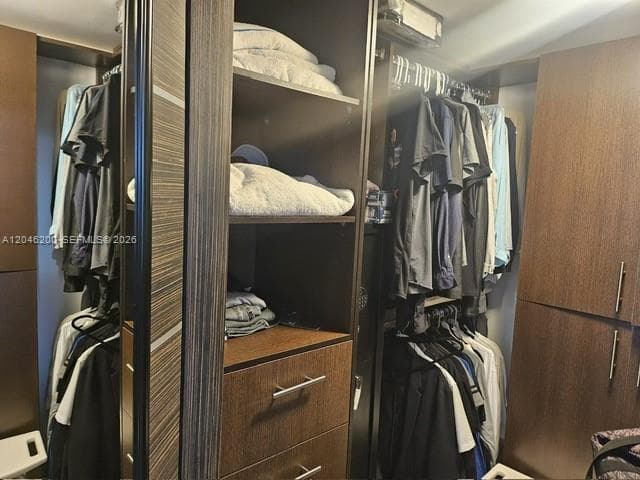 1830 S Ocean Dr 2403 photo 9
