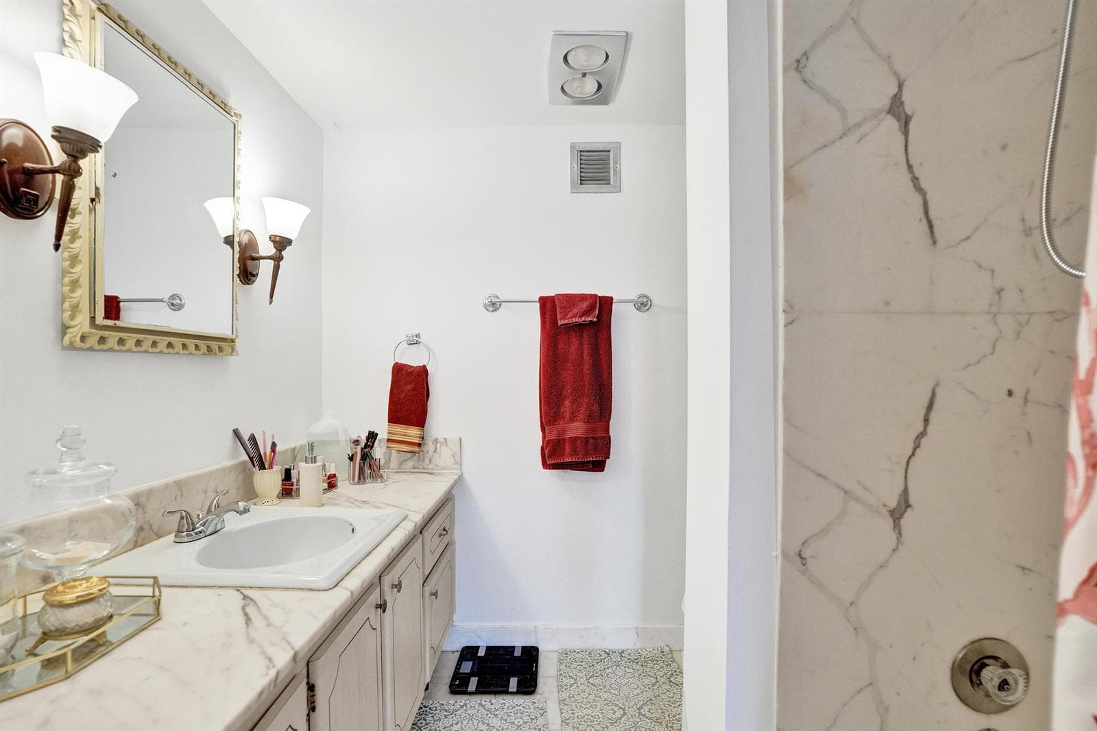 111 N Pompano Beach Boulevard 411 photo 18