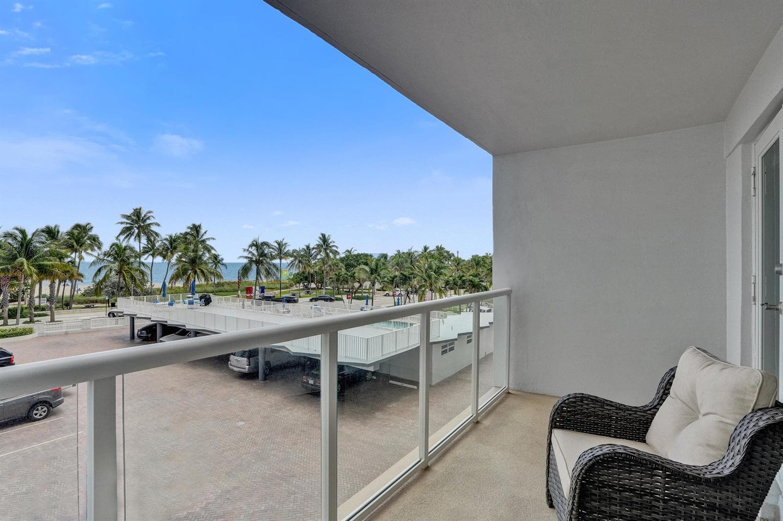 111 N Pompano Beach Boulevard 411 photo 4
