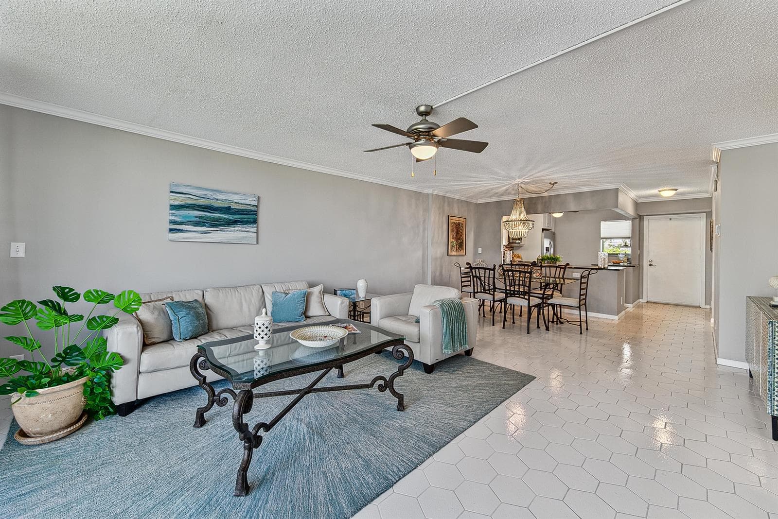 4800 Bayview Drive #402 5