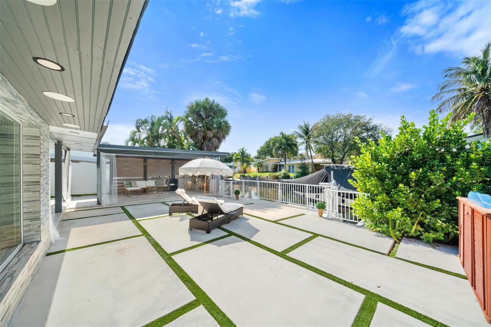 2419 Marathon Lane photo 14
