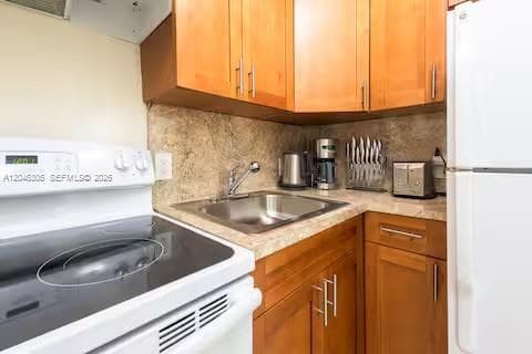 7904 West Dr 214 photo 9