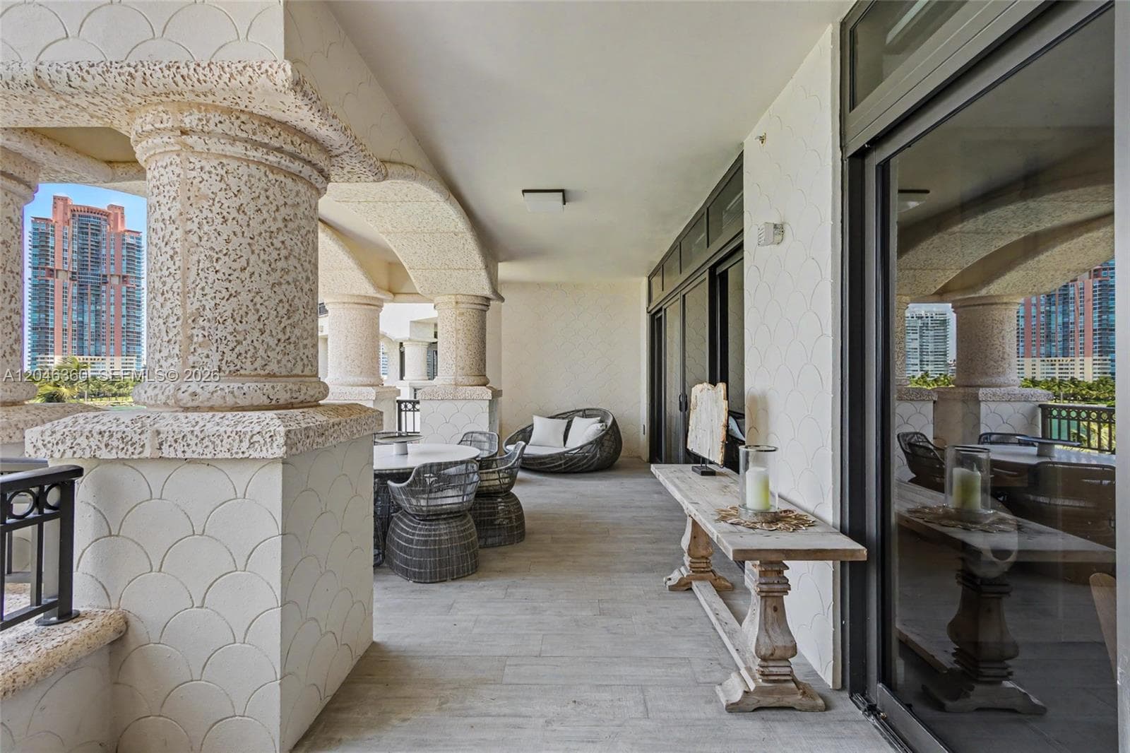 7042 Fisher Island Dr 7042 photo 2