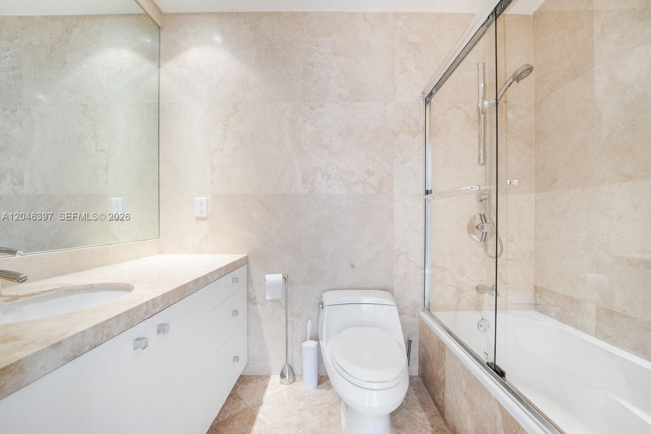 151 Crandon Blvd 439 photo 7