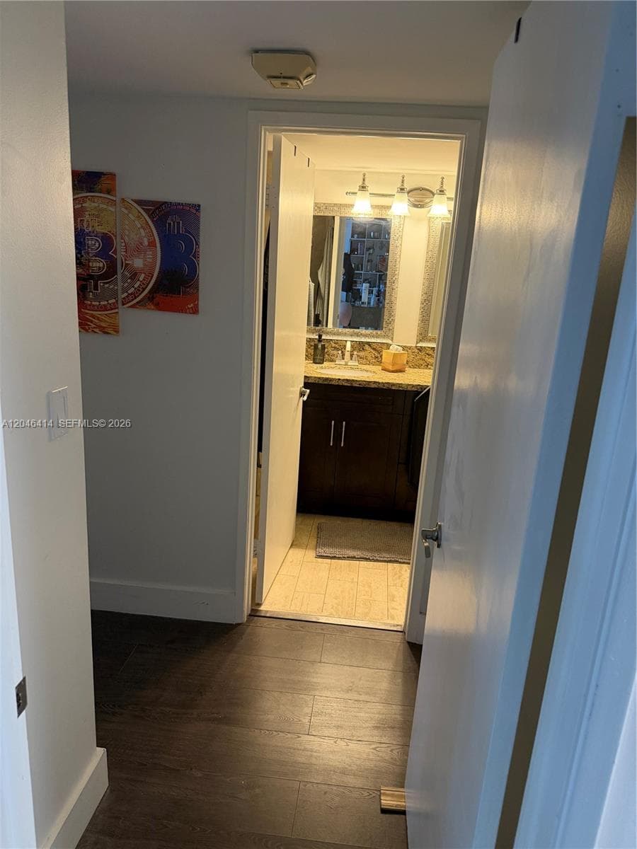1717 N Bayshore Dr A-2847 photo 15