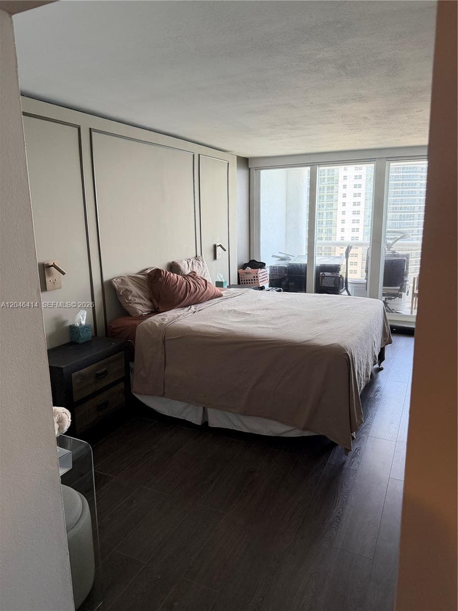 1717 N Bayshore Dr A-2847 photo 4