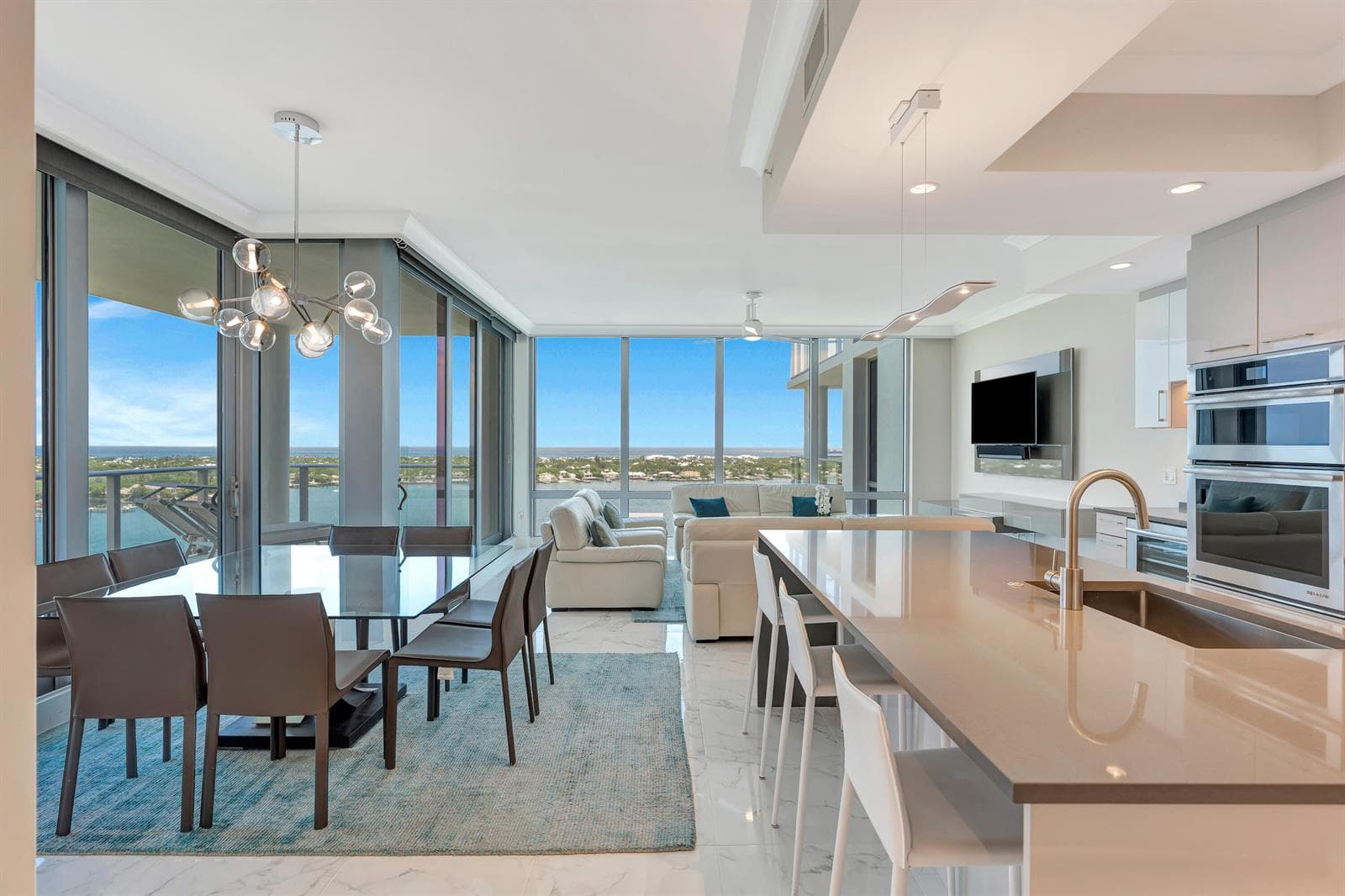 1 Water Club Way 1701 photo 5