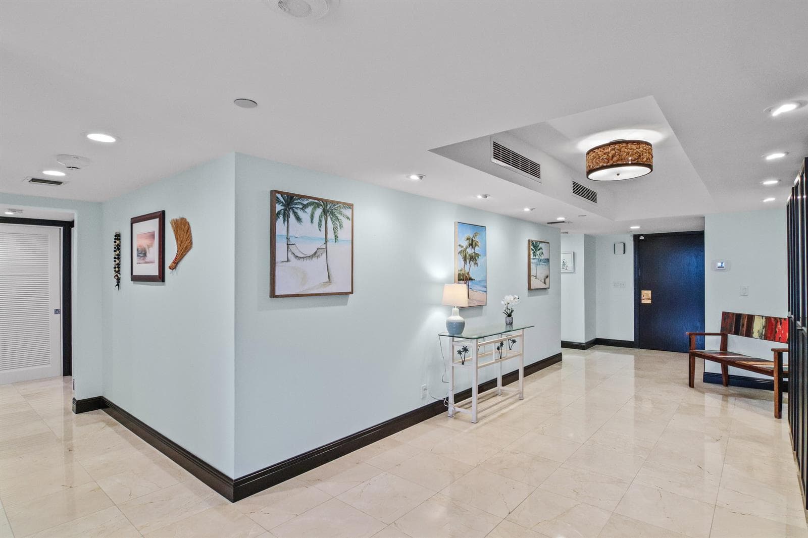 100 Lakeshore Drive 458 photo 9