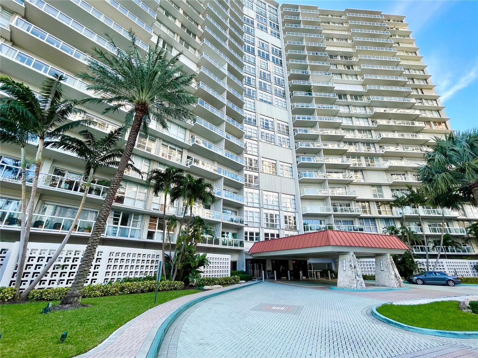 2451 Brickell Ave 19B photo 5