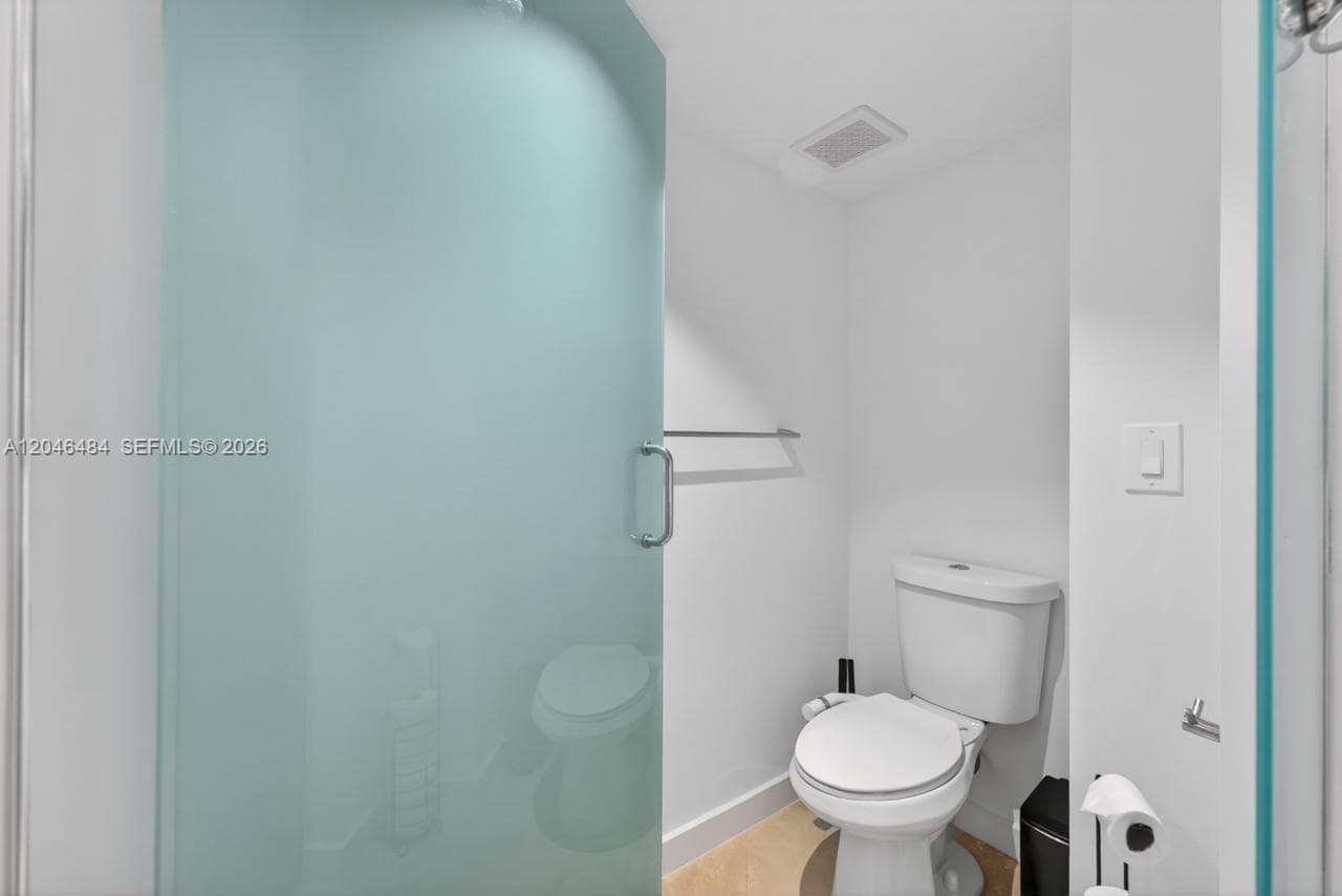 2080 S Ocean Dr 1711 photo 20
