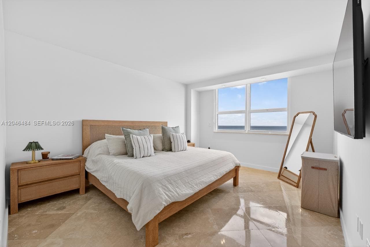 2080 S Ocean Dr 1711 photo 21