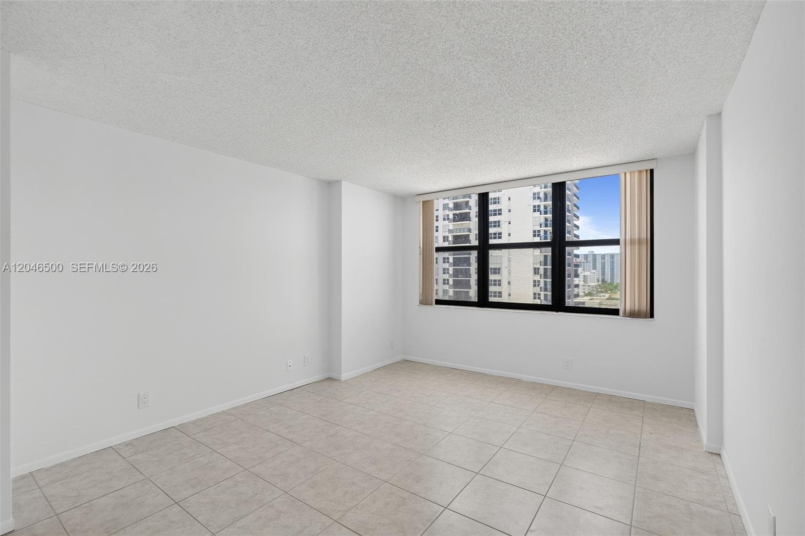 2301 S Ocean Dr 1004 photo 17