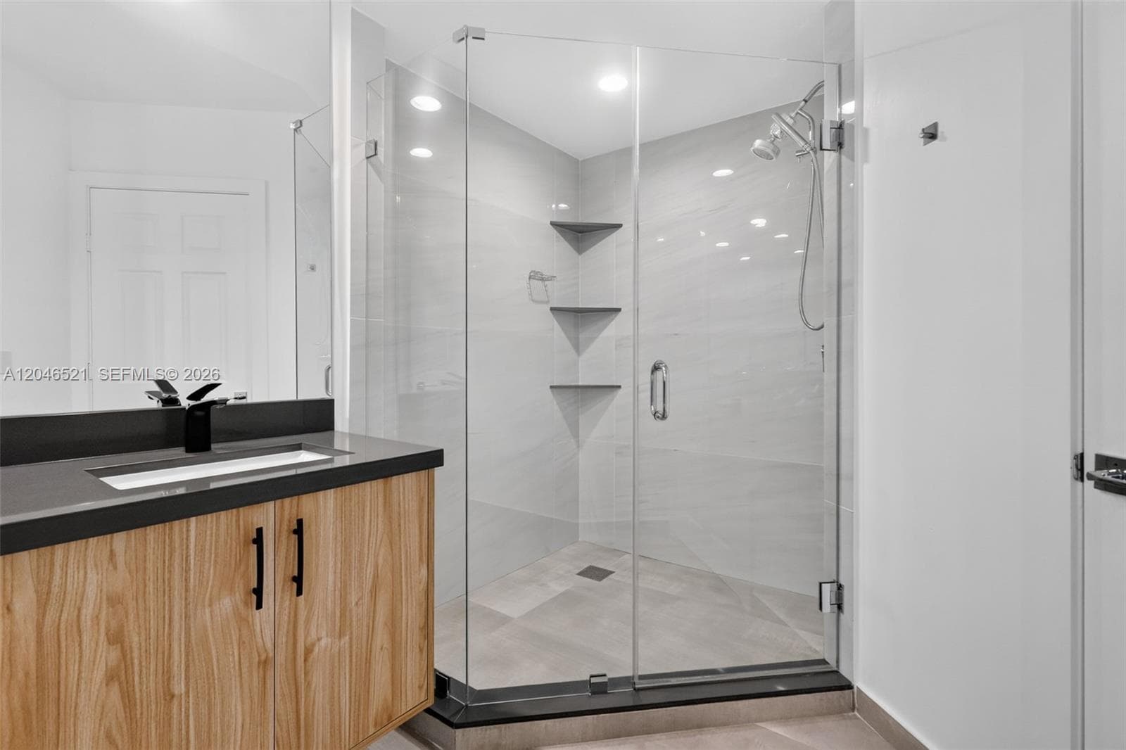 3370 Hidden Bay Dr 1212 photo 10