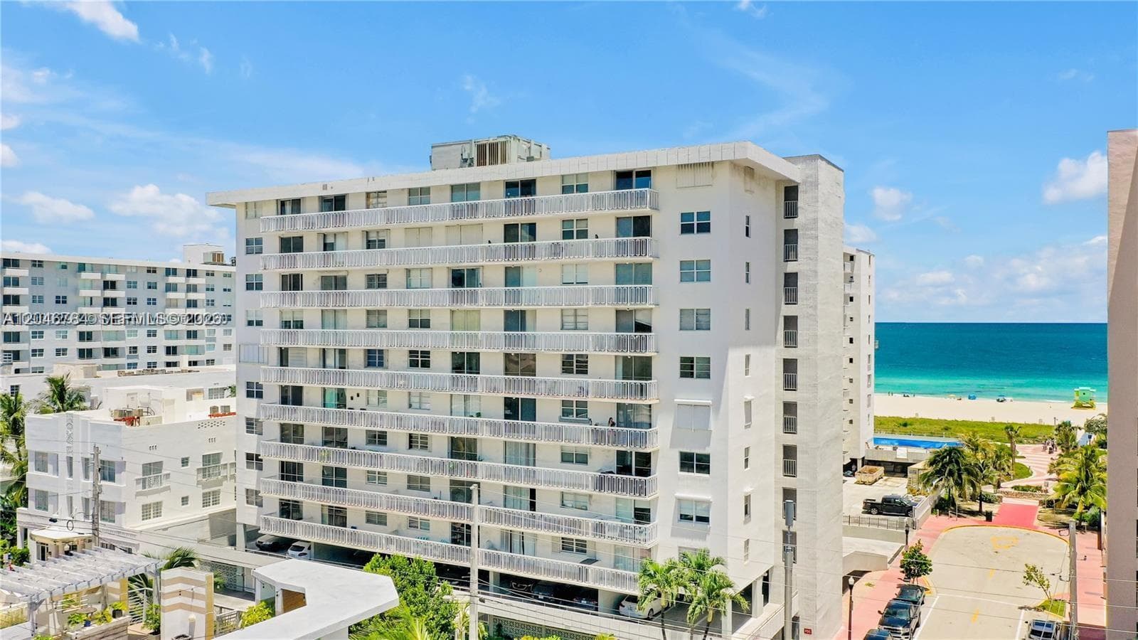 401 Ocean Dr 722 photo 2