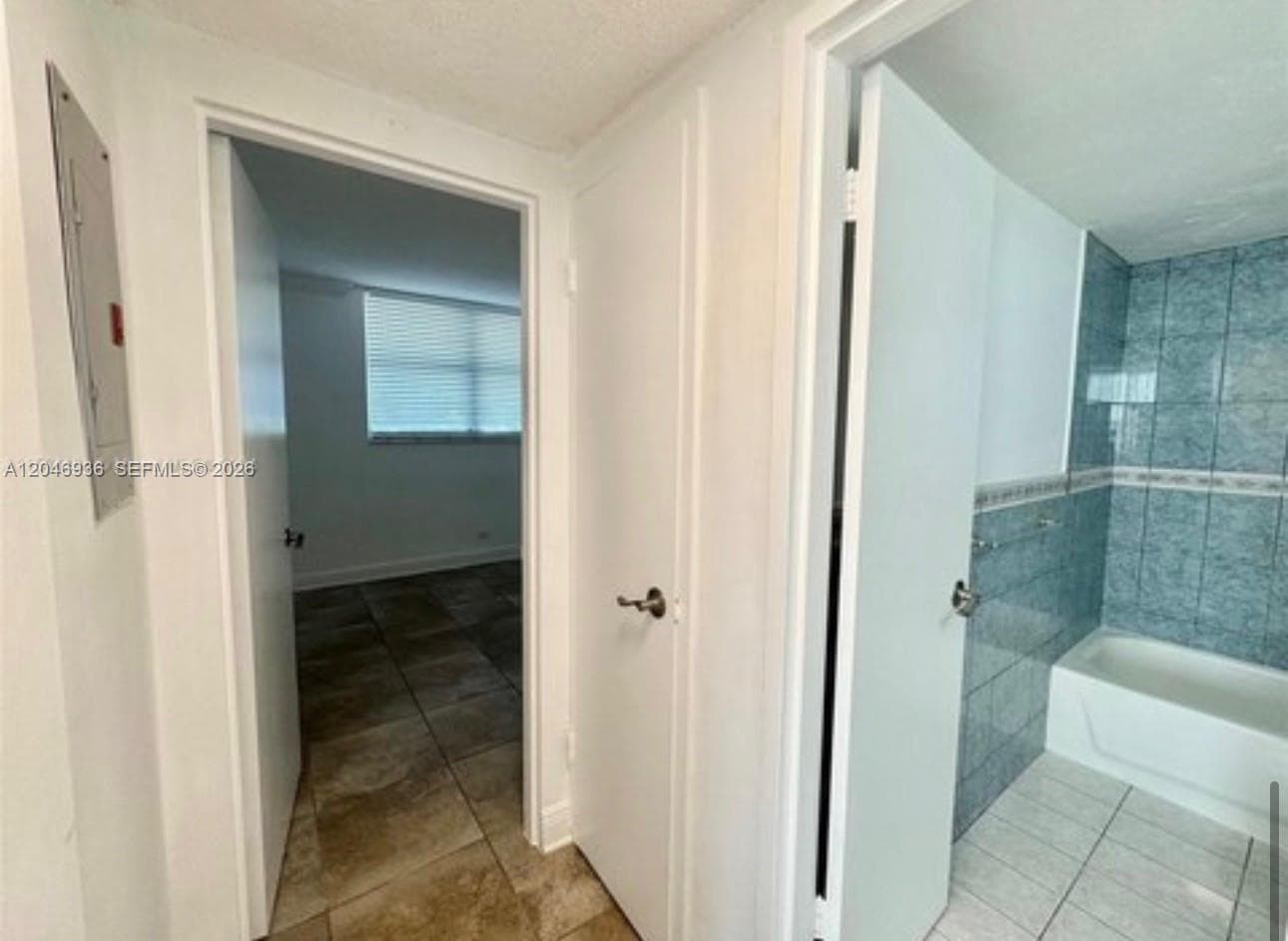 3660 NE 166th St 315 photo 12