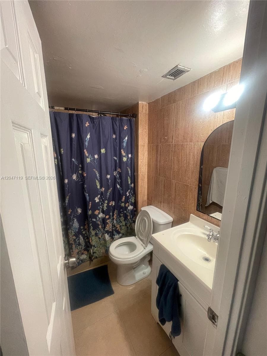 1351 NE Miami Gardens Dr 1514E photo 10