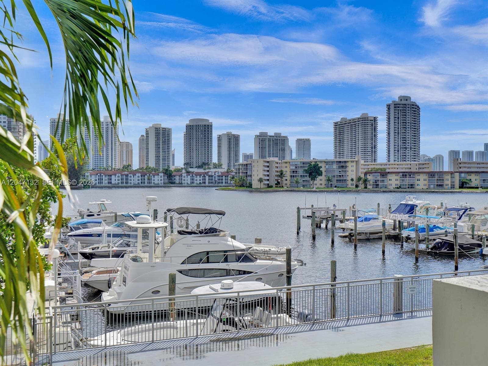 18041 Biscayne Blvd 1404 photo 22