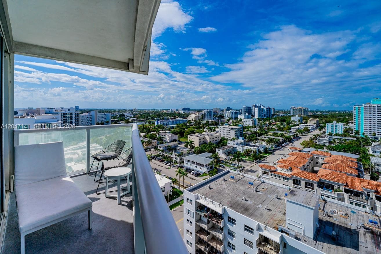 3101 Bayshore Dr 803 photo 4