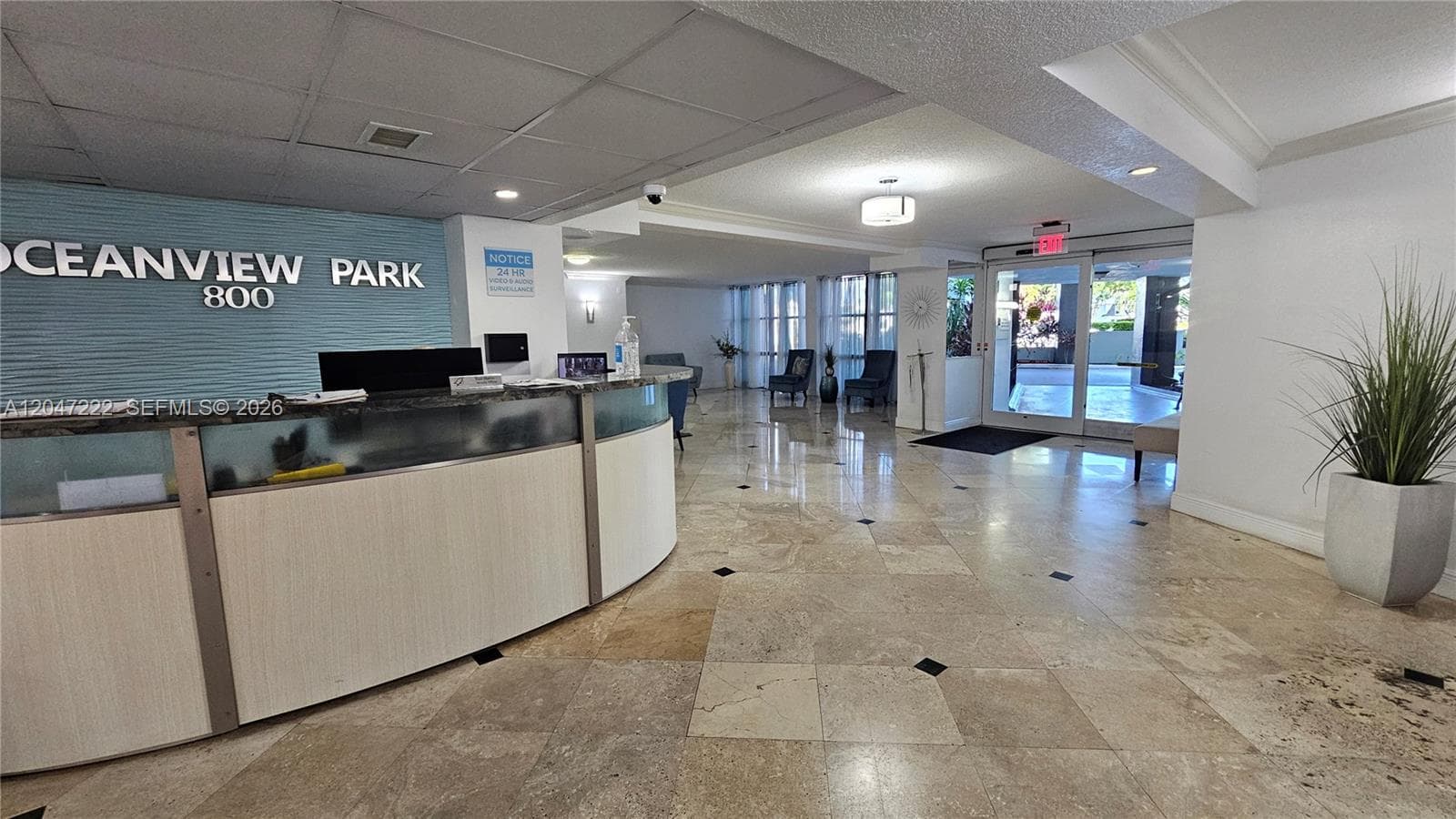 800 Parkview Dr 912 photo 24