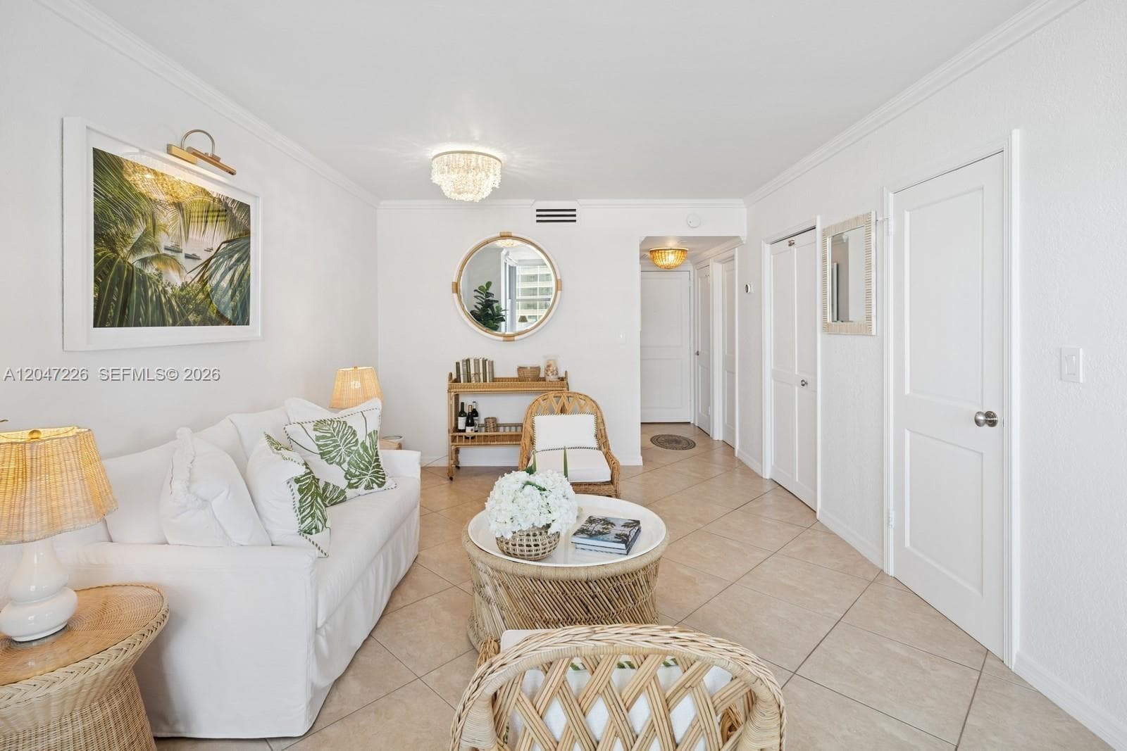 2899 Collins Ave 1025 photo 7