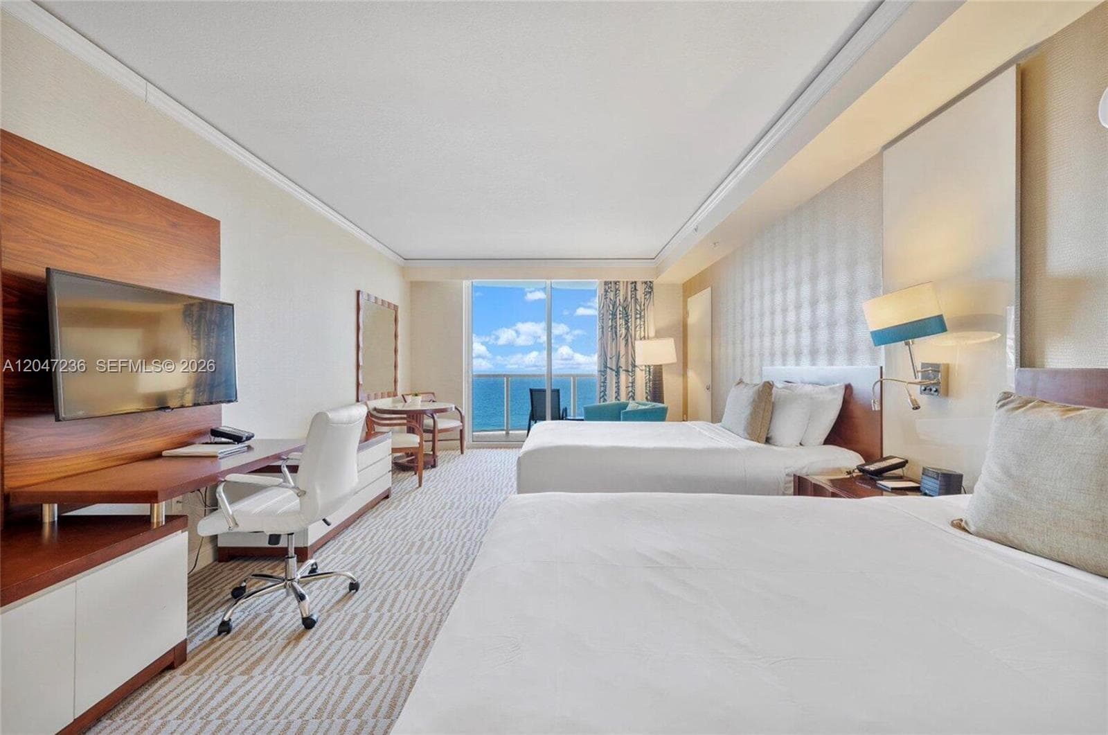 18001 Collins Ave 708 photo 11