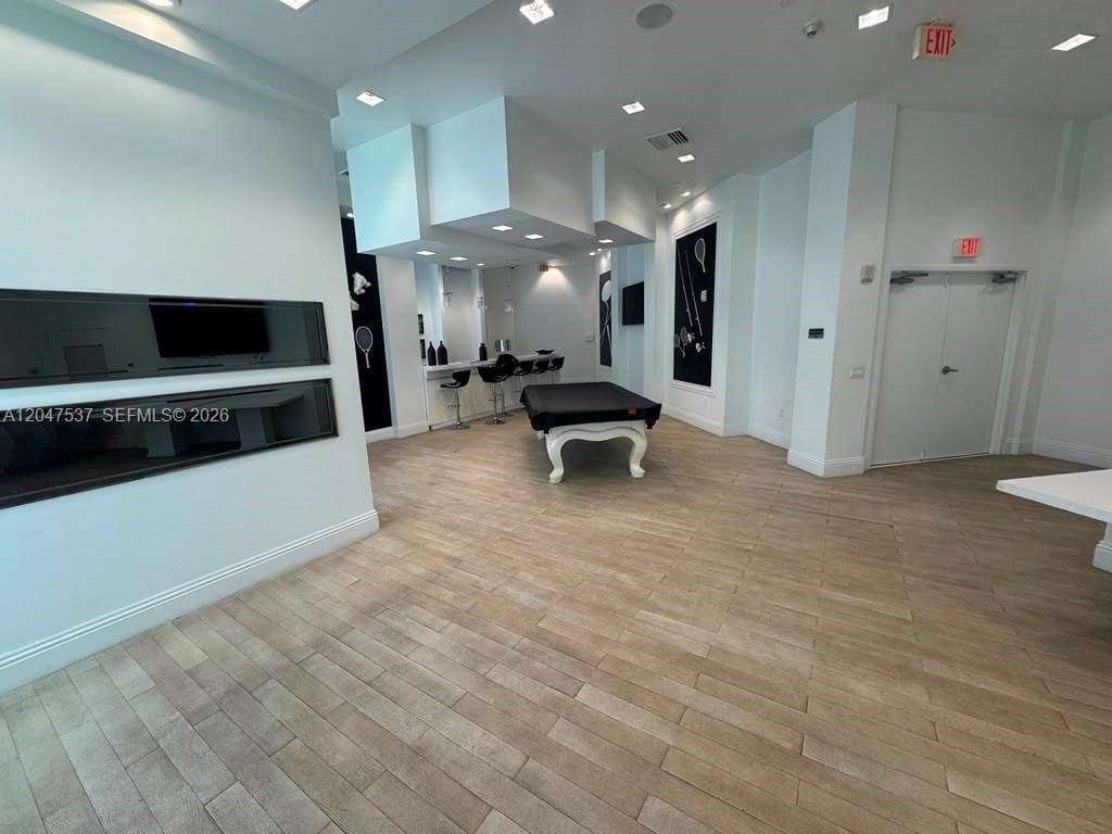350 S Miami Ave 3304 photo 5