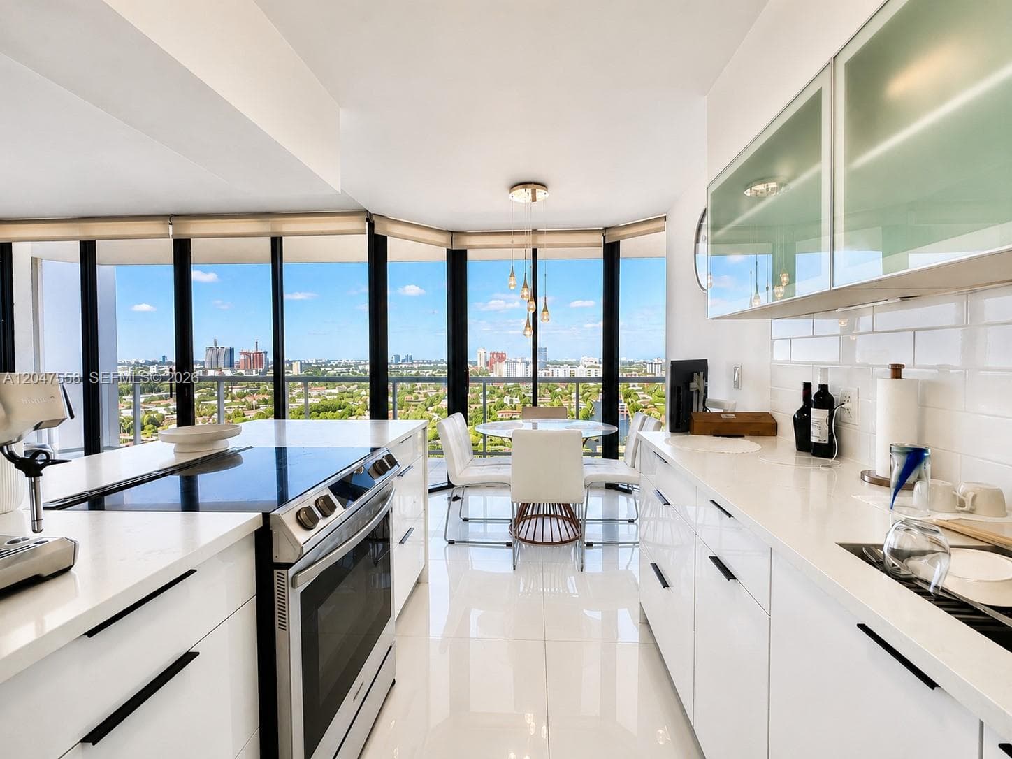 3640 Yacht Club Dr 1903 photo 9